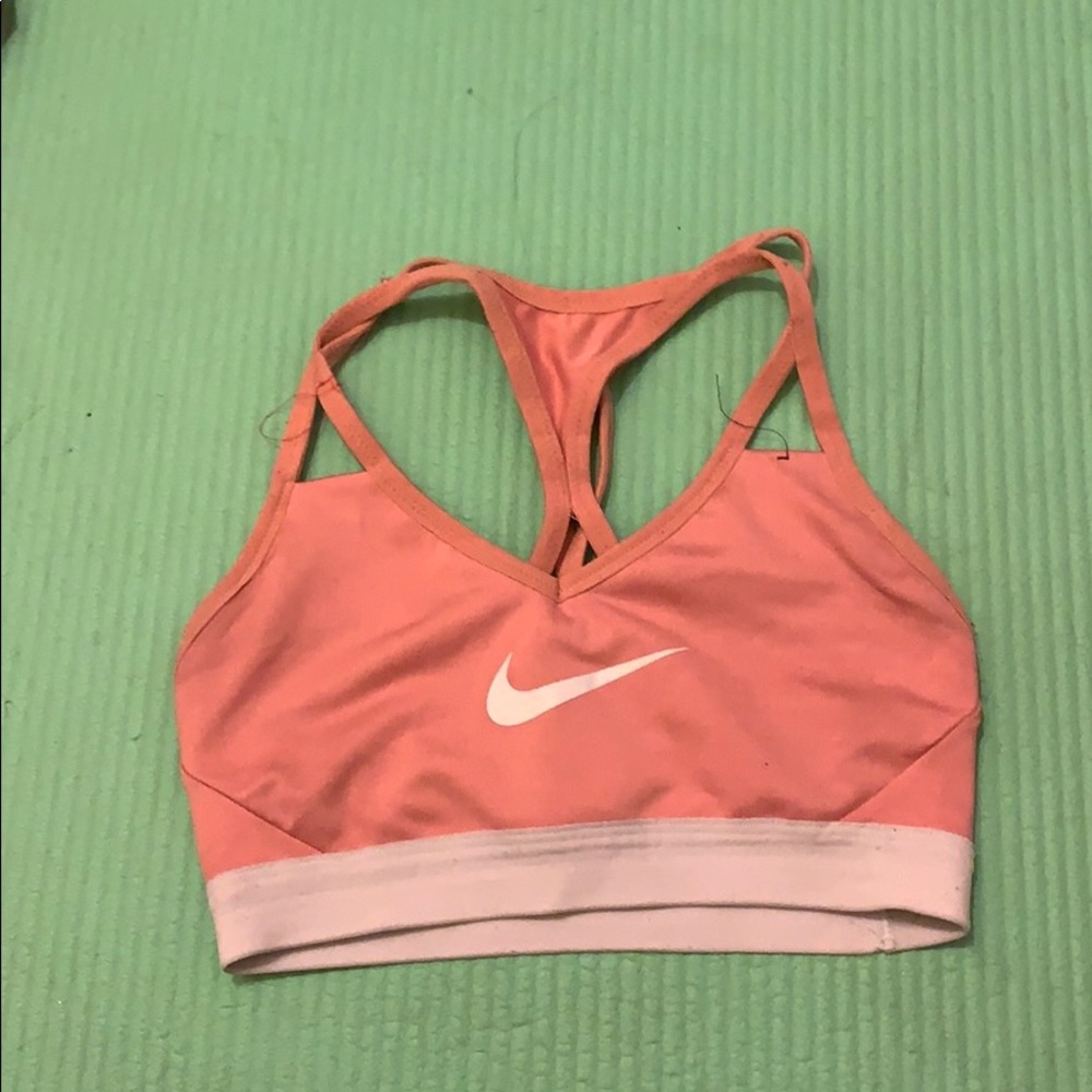 Women’s nike xs sports bra